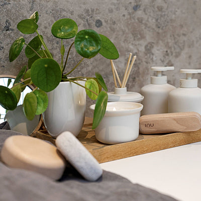 Zone Inu neglebørste