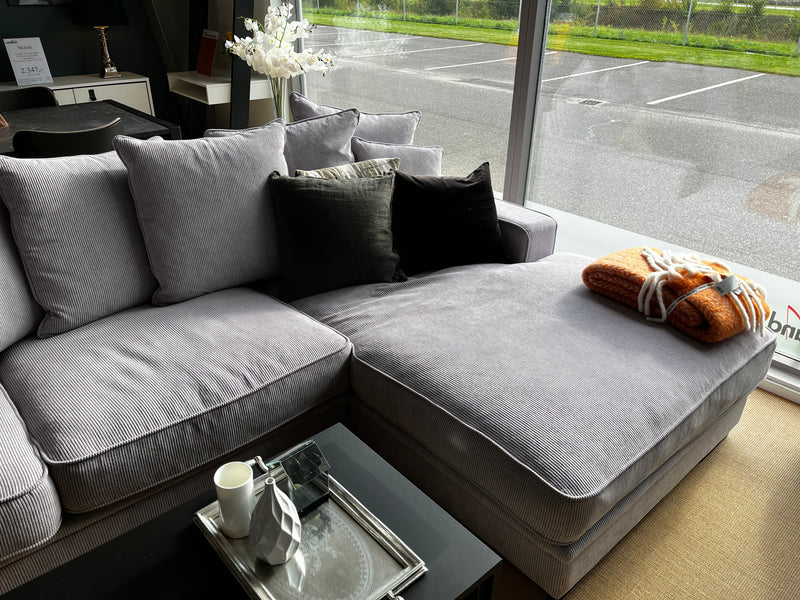 Lexuz 100 sofa med chaiselong