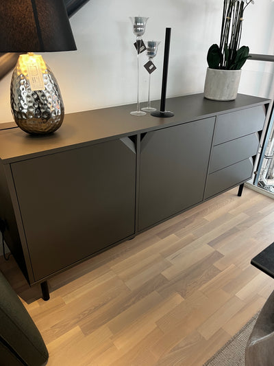Corner skænk