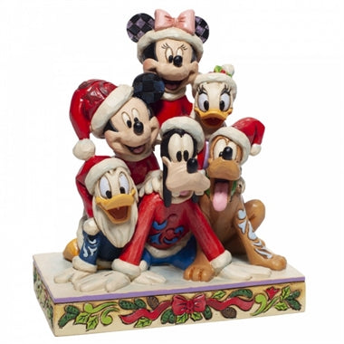 Disney Tradition "Piled high with holiday" figur